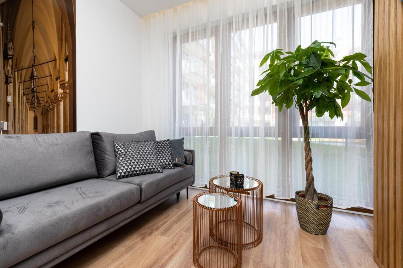 New Apartment, Private Patio Краков Экстерьер фото