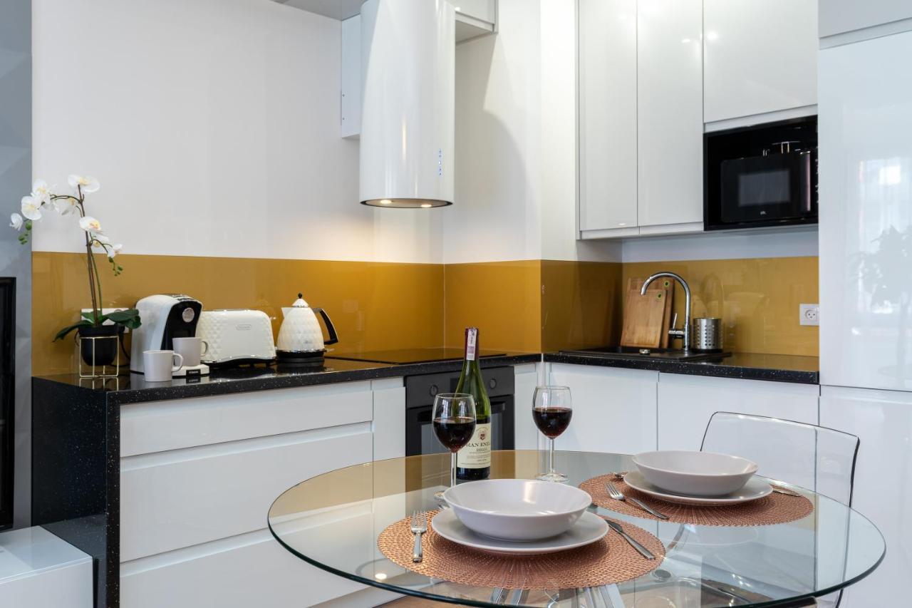 New Apartment, Private Patio Краков Экстерьер фото